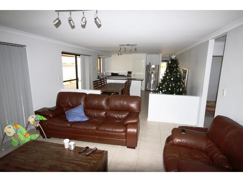 Seville Grove WA 6112