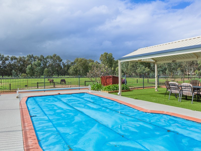 Champion Lakes WA 6111