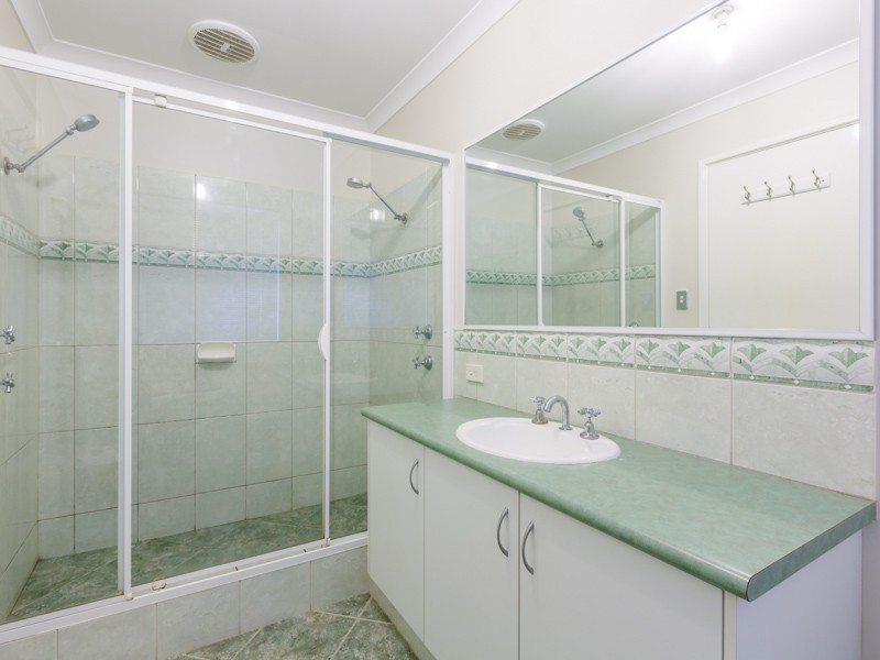 Champion Lakes WA 6111