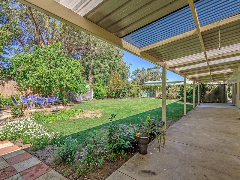 19 Bernborough Way, Darling Downs WA 6122