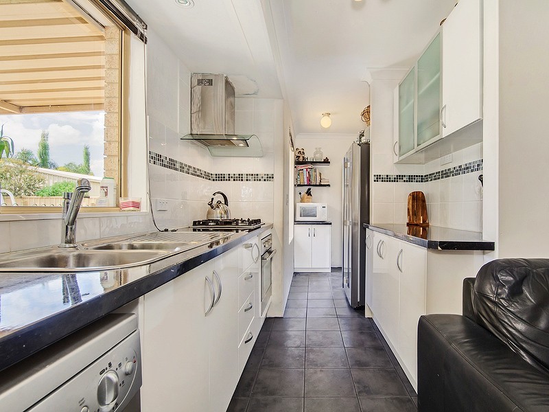 Seville Grove WA 6112