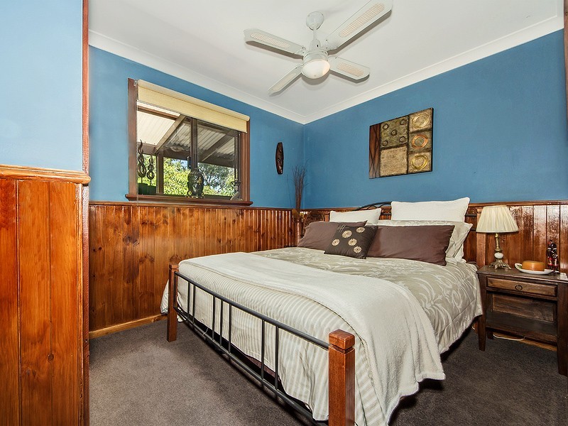 96 Urch Rd, Roleystone WA 6111