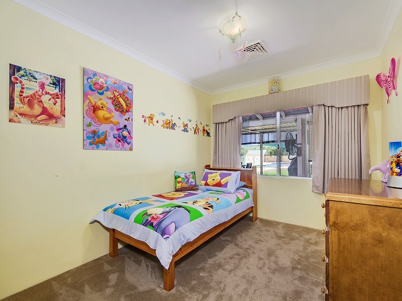 1533 Leslie St, Southern River WA 6110
