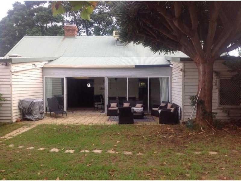 83 Owtram Rd, Armadale WA 6112