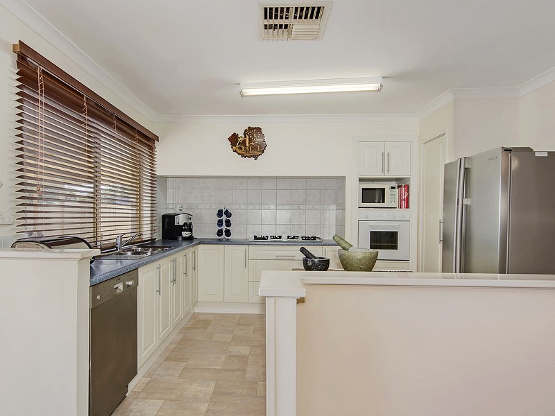 Seville Grove WA 6112