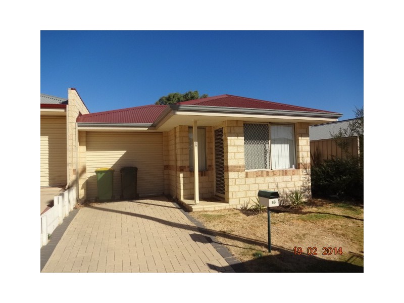 8b Devonshire Terrace, Armadale WA 6112