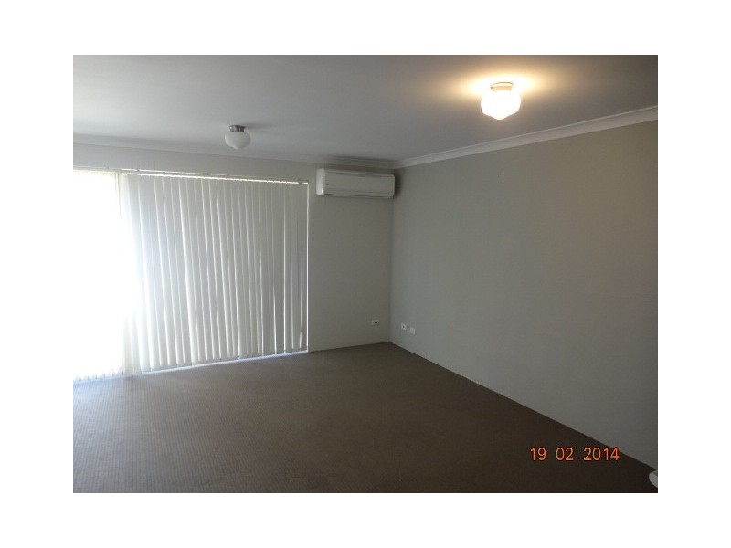 8b Devonshire Terrace, Armadale WA 6112