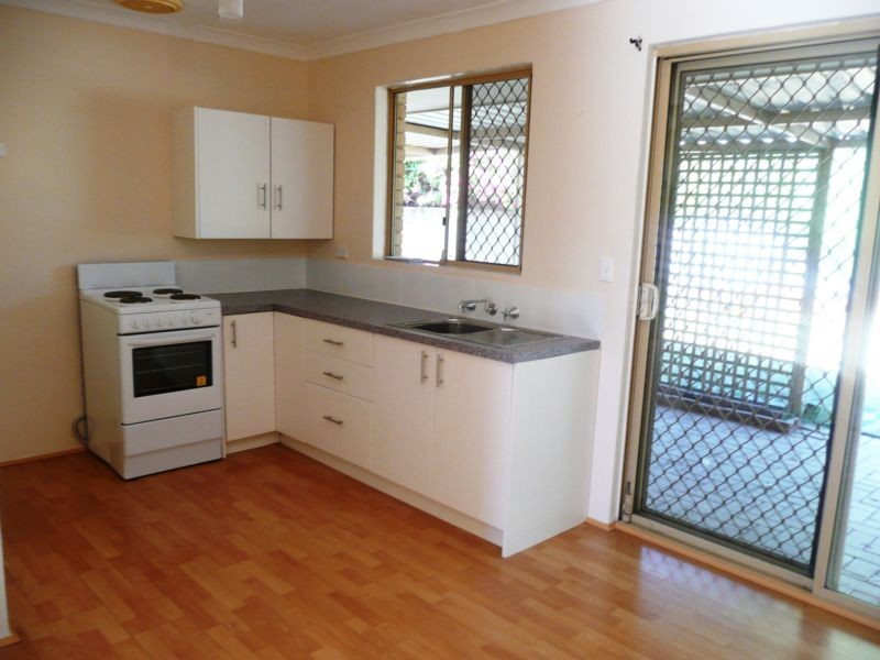 25 Lemon Grove, Seville Grove WA 6112