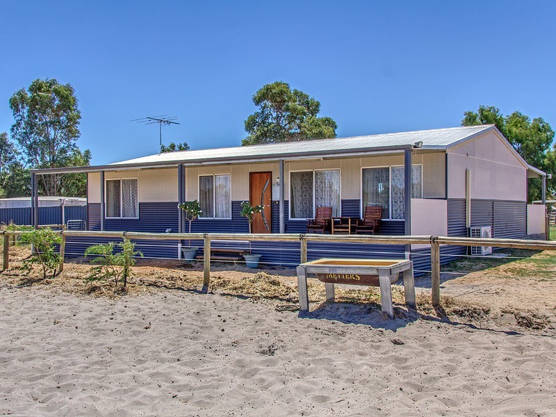 38 Karbro Drive, Cardup WA 6122