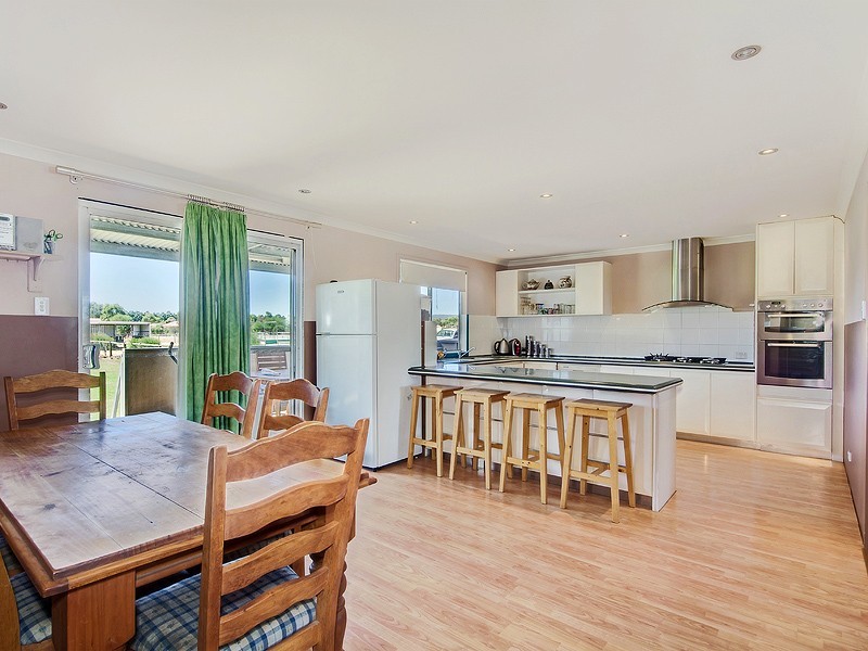 38 Karbro Drive, Cardup WA 6122