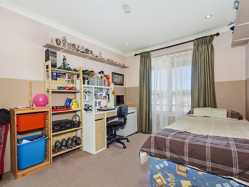 38 Karbro Drive, Cardup WA 6122