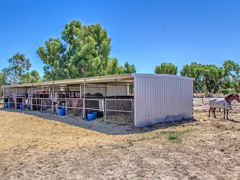 38 Karbro Drive, Cardup WA 6122
