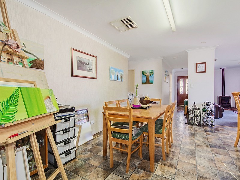 10 Scotia Place, Armadale WA 6112