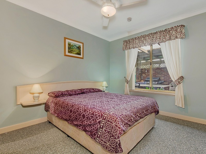 75 Swamp Gum Rd, Oakford WA 6121