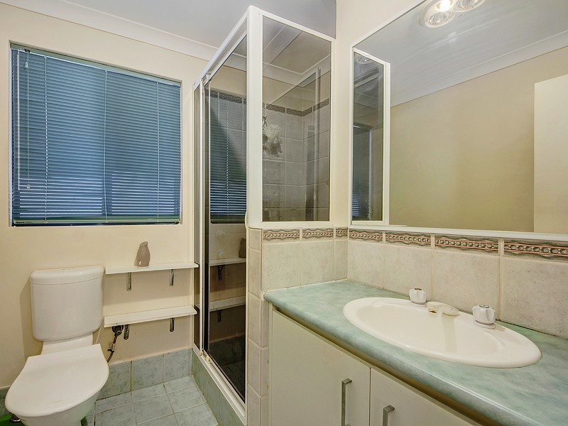 24 Fielder Rd, Serpentine WA 6125