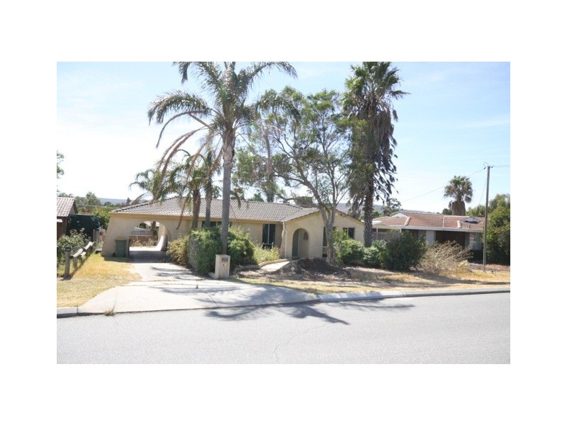 42 Ypres Rd, Camillo WA 6111