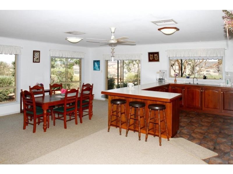 50 Coondle Dr, Toodyay WA 6566