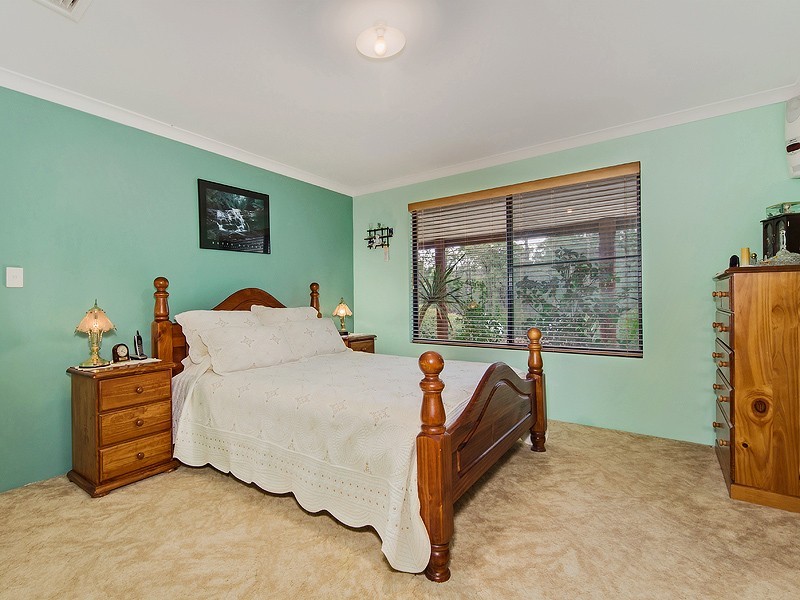 7 Chestnut Rd, Jarrahdale WA 6124