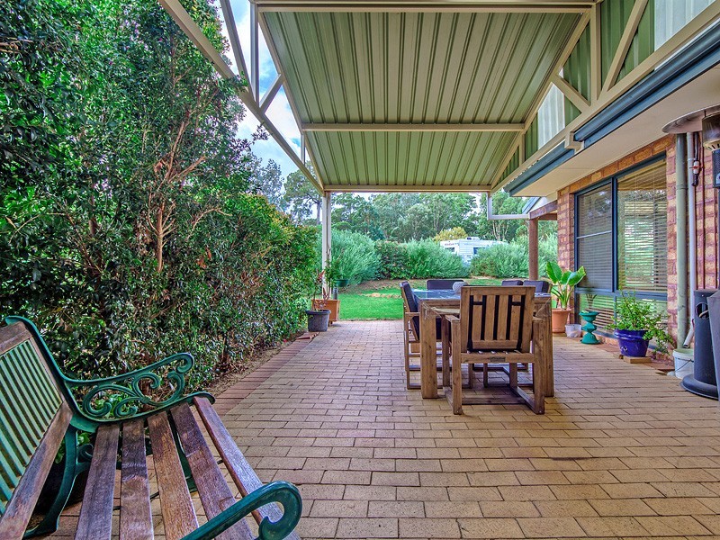 7 Chestnut Rd, Jarrahdale WA 6124