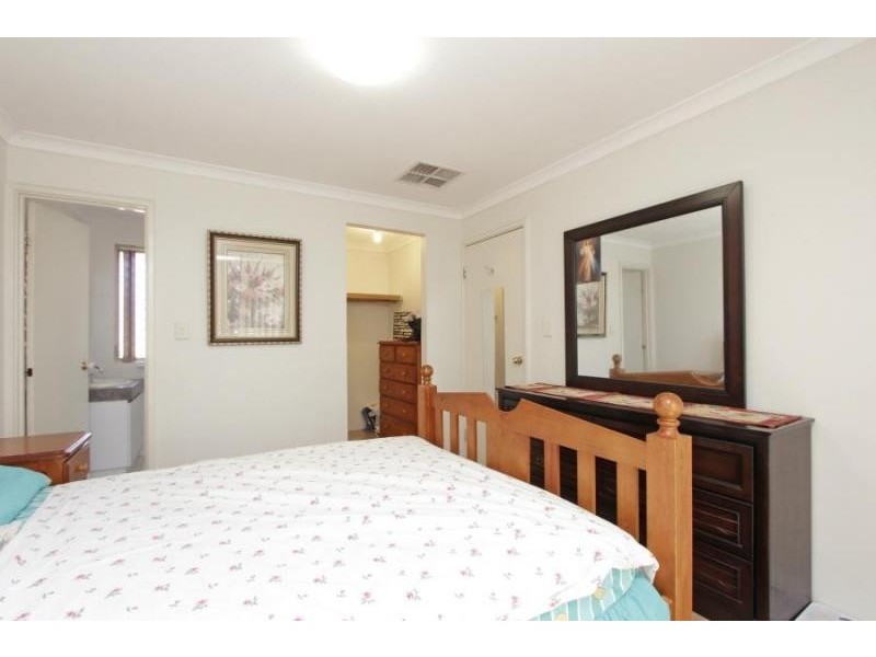 18 Hodges St, Middle Swan WA 6056