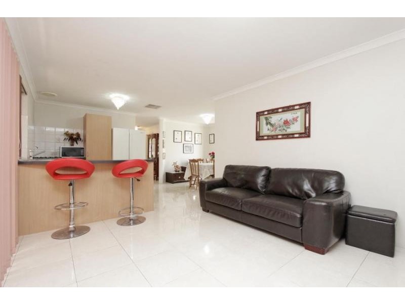 18 Hodges St, Middle Swan WA 6056