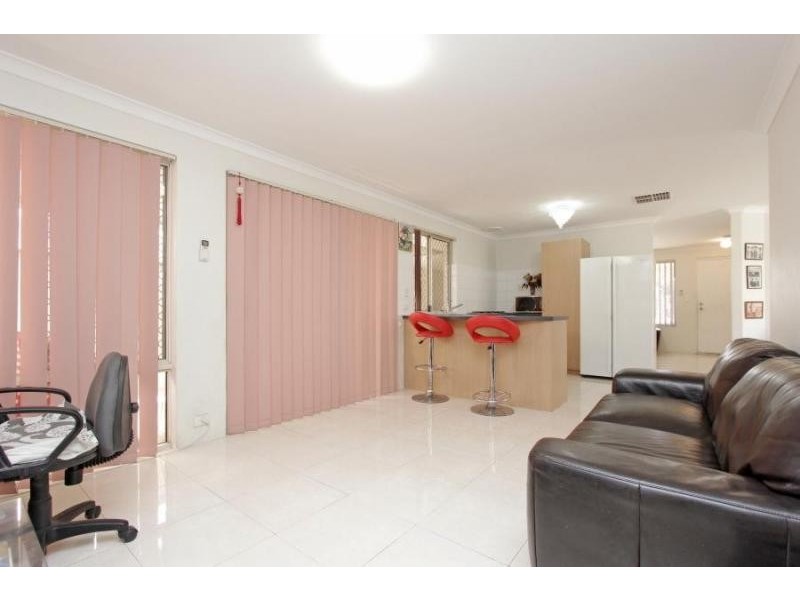 18 Hodges St, Middle Swan WA 6056