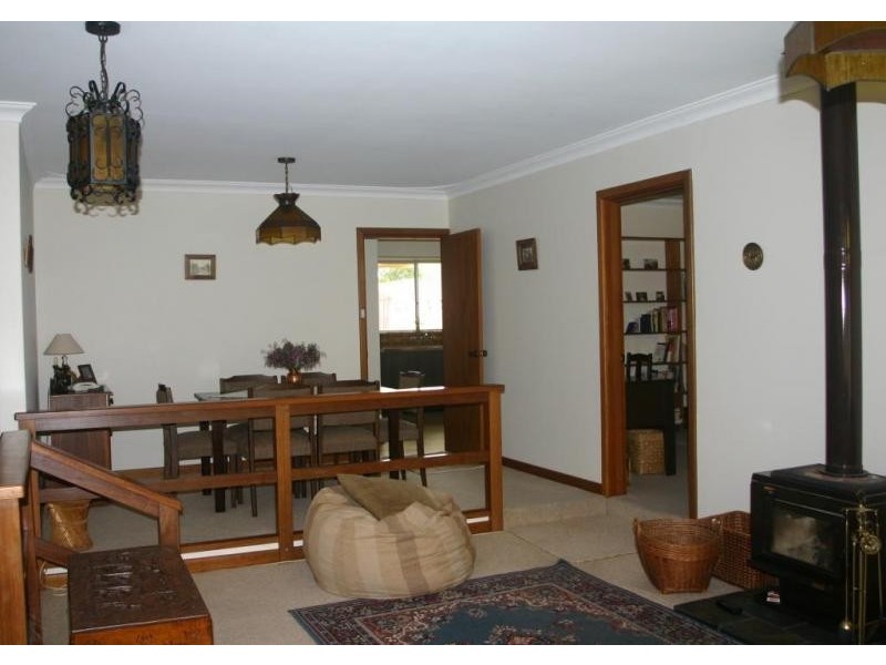 364 Summerfield Rd, Mardella WA 6125