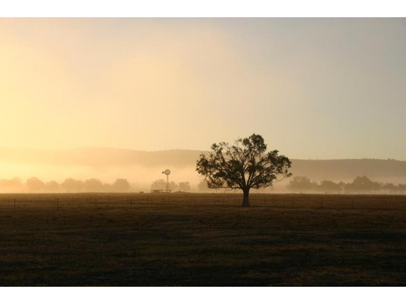 364 Summerfield Rd, Mardella WA 6125