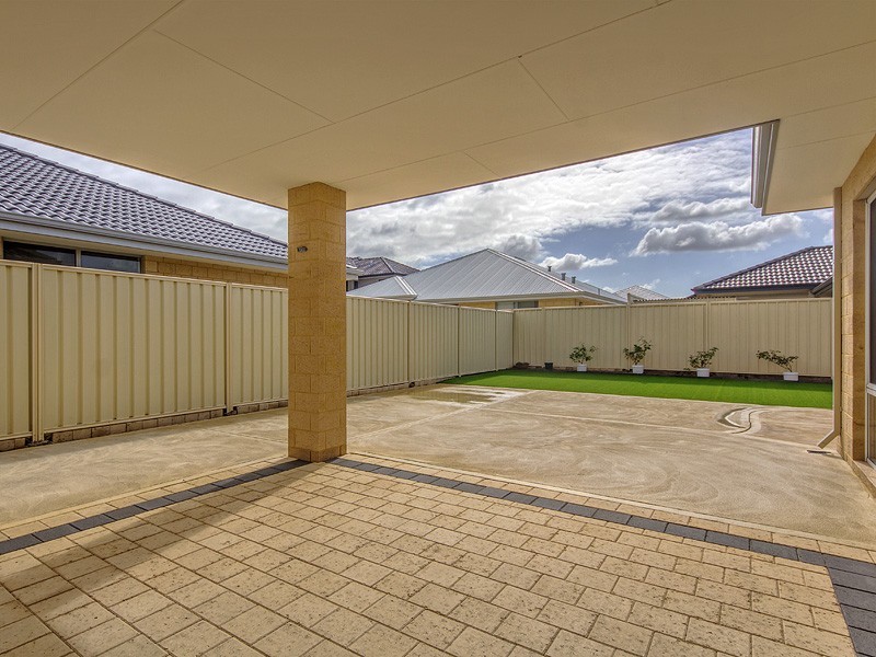 144 Holmes Street, Southern River WA 6110