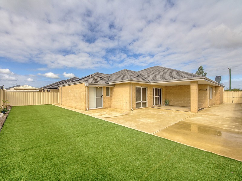 144 Holmes Street, Southern River WA 6110