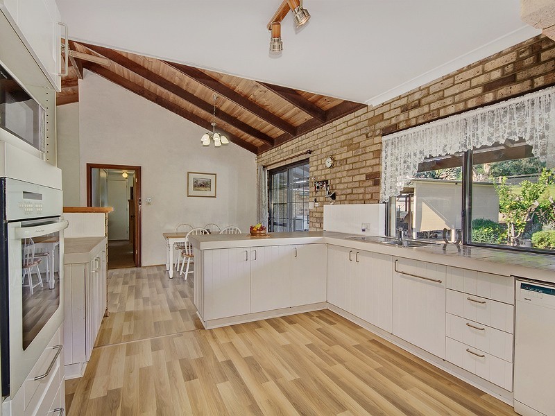 16 Hetherington Close, Jarrahdale WA 6124