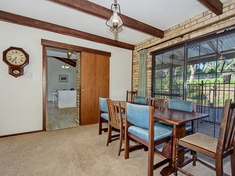 16 Hetherington Close, Jarrahdale WA 6124