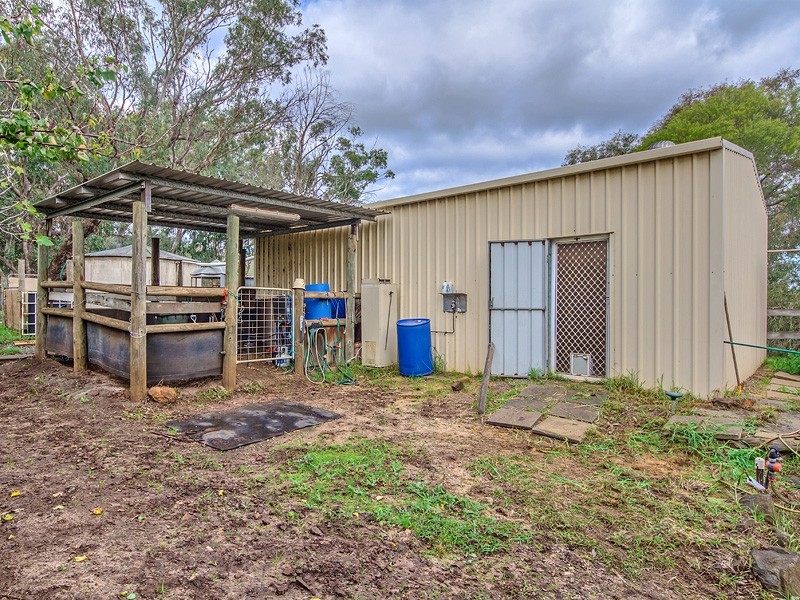 16 Hetherington Close, Jarrahdale WA 6124