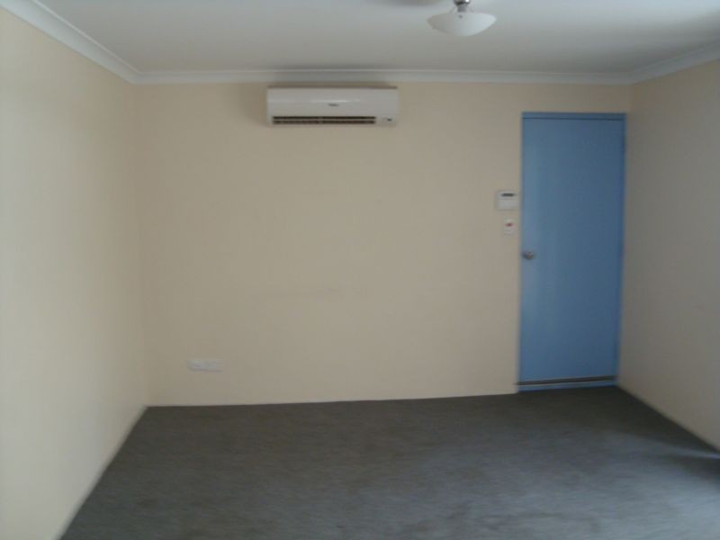 5b Selkirk Place, Armadale WA 6112