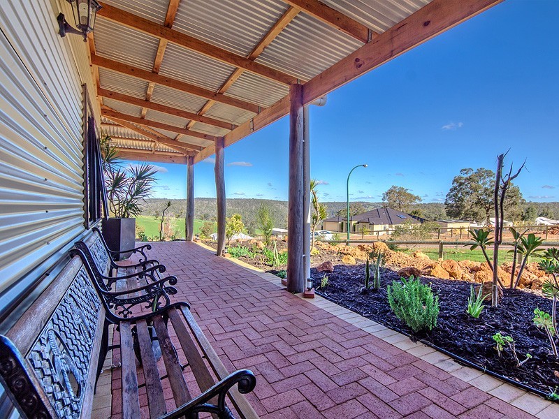 10 Kunzea Rise, Jarrahdale WA 6124