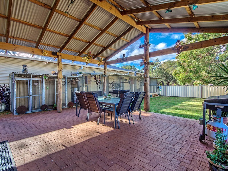 10 Kunzea Rise, Jarrahdale WA 6124