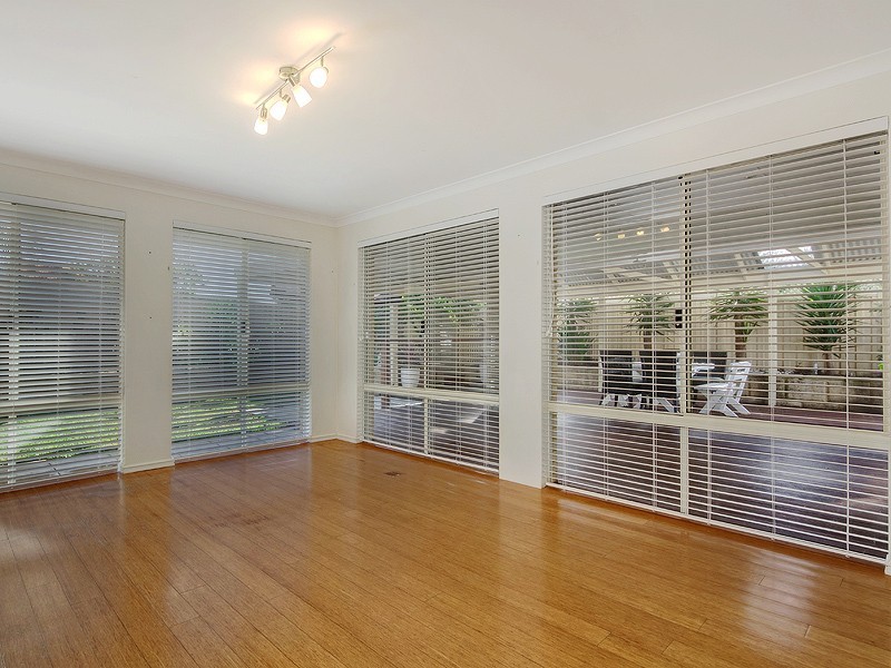 21 Katrine Parade, Canning Vale WA 6155
