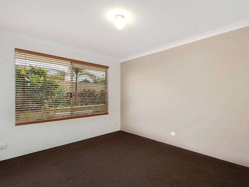 21 Katrine Parade, Canning Vale WA 6155