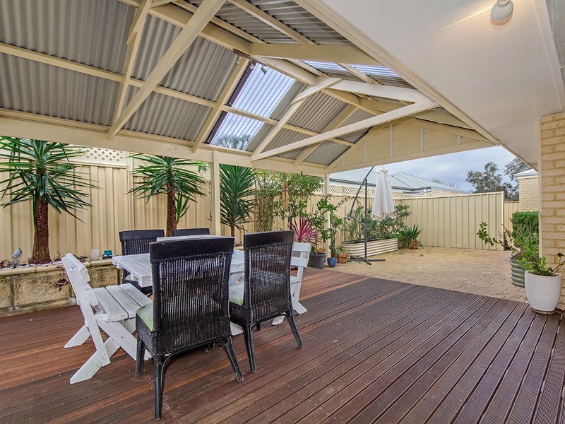 21 Katrine Parade, Canning Vale WA 6155