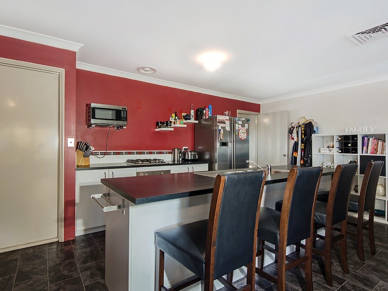 20 Westcliff Street, Wellard WA 6170