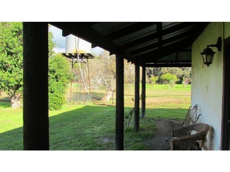 237 Lowlands Rd, Mardella WA 6125