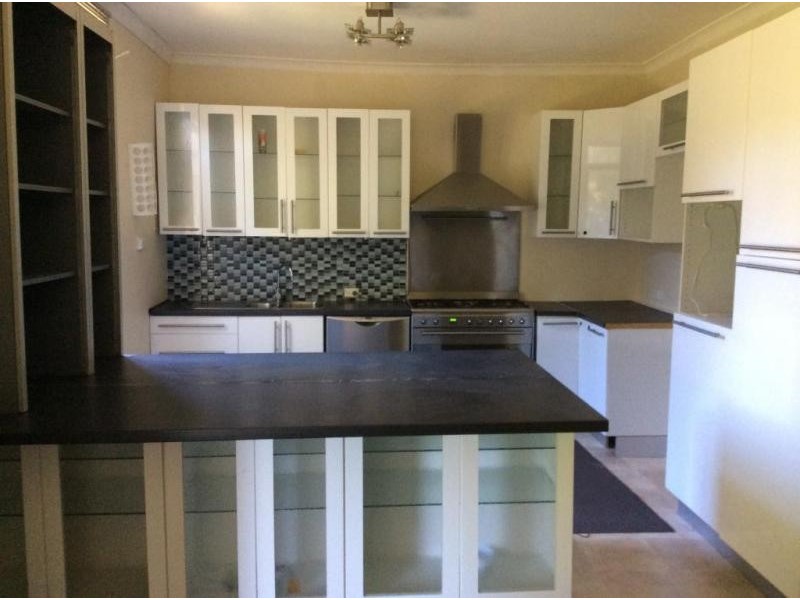 9 Bowden Place, Armadale WA 6112