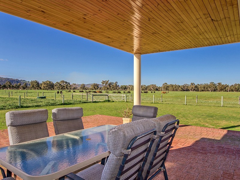71 Utley Rd, Serpentine WA 6125