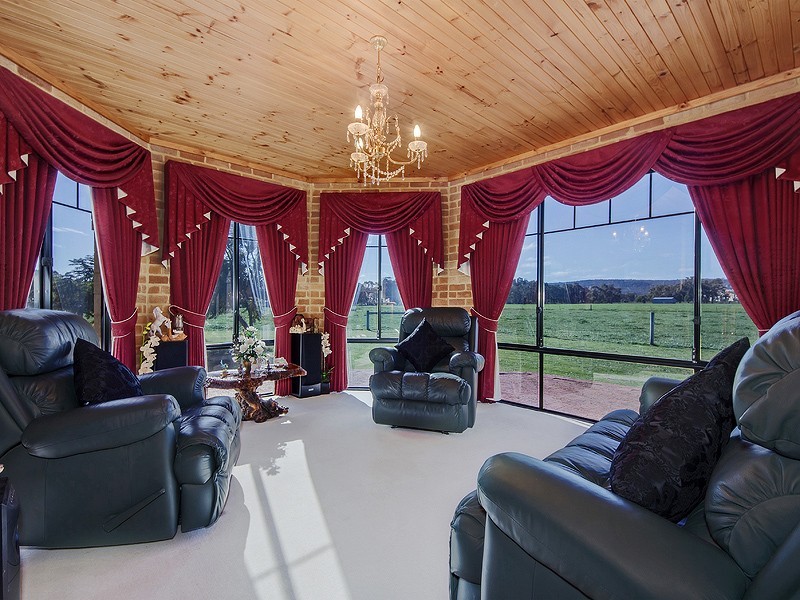 71 Utley Rd, Serpentine WA 6125