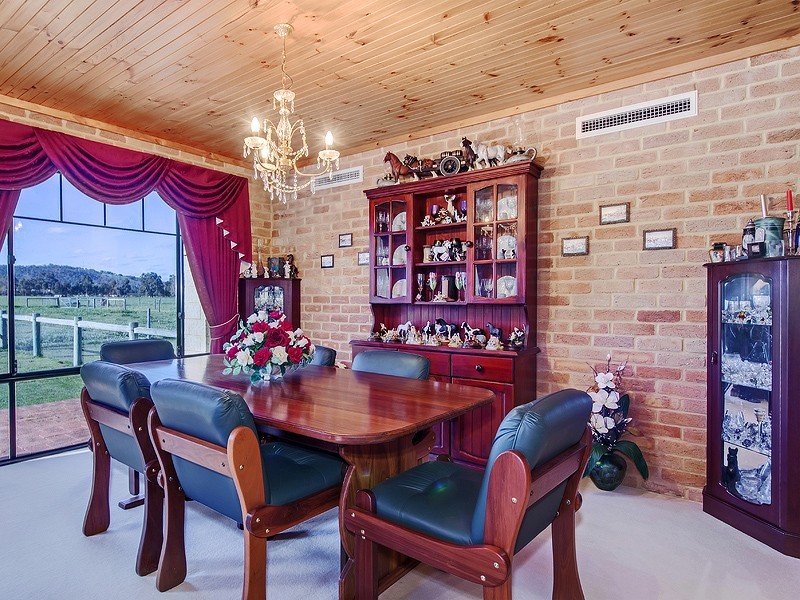 71 Utley Rd, Serpentine WA 6125