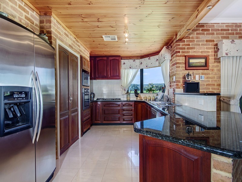 71 Utley Rd, Serpentine WA 6125