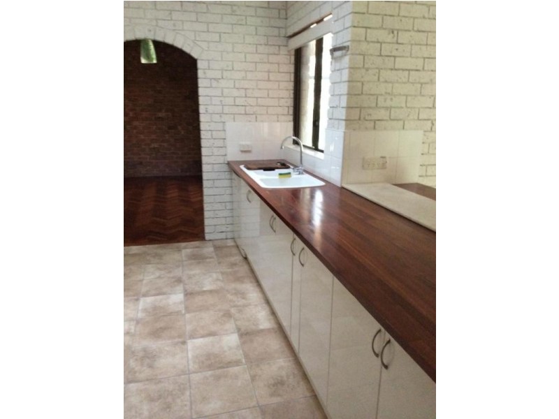 1 Hawkins Road, Roleystone WA 6111