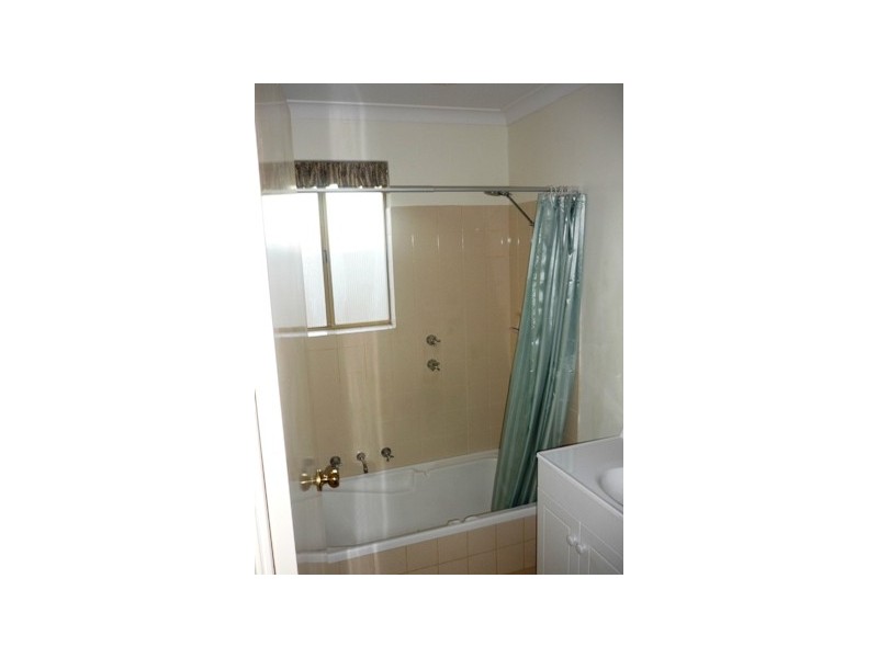 29 Hanson Road, Seville Grove WA 6112