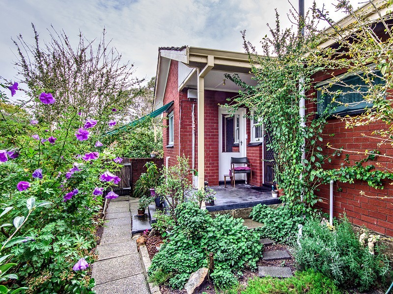 21 Exbury Rd, Armadale WA 6112