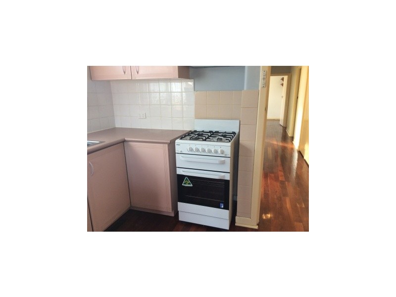 27 Ward Crescent, Kelmscott WA 6111